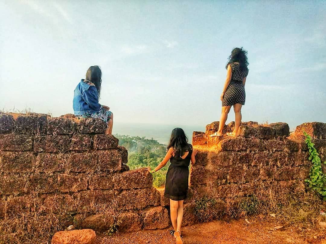 All Girls Goa Youth Trip – Monsoon Edition – D254